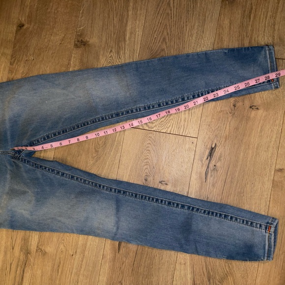 Women’s True Religion Jeans. - Picture 4 of 6